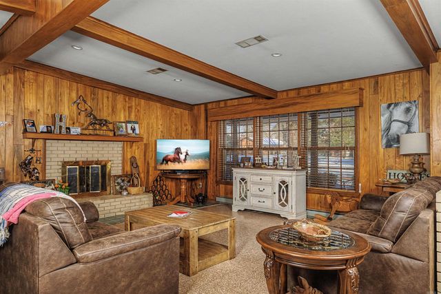 4410 Town Country Ln., Pine Bluff, AR 71603