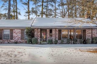 4410 Town Country Ln., Pine Bluff, AR 71603