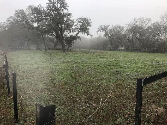 000 PALOMINO LAKES DR, Dade City, FL 33523