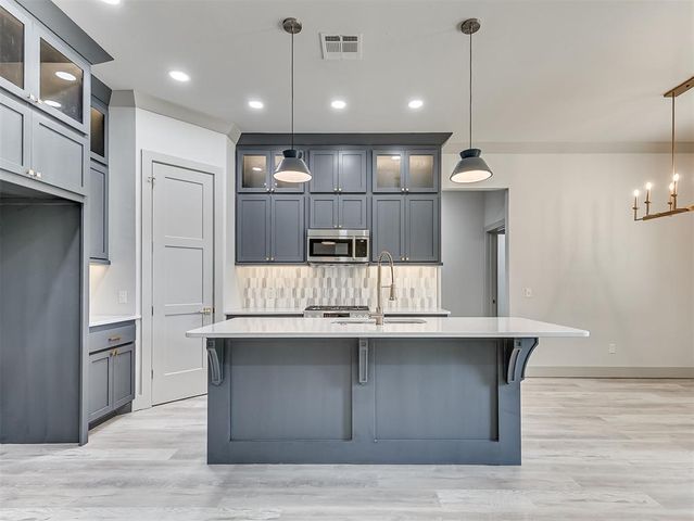 3727 Timberbrook Drive, Norman, OK 73069