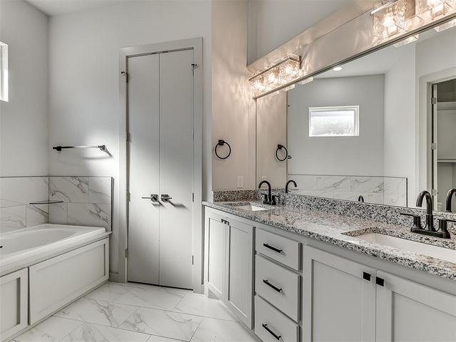 3727 Timberbrook Drive, Norman, OK 73069