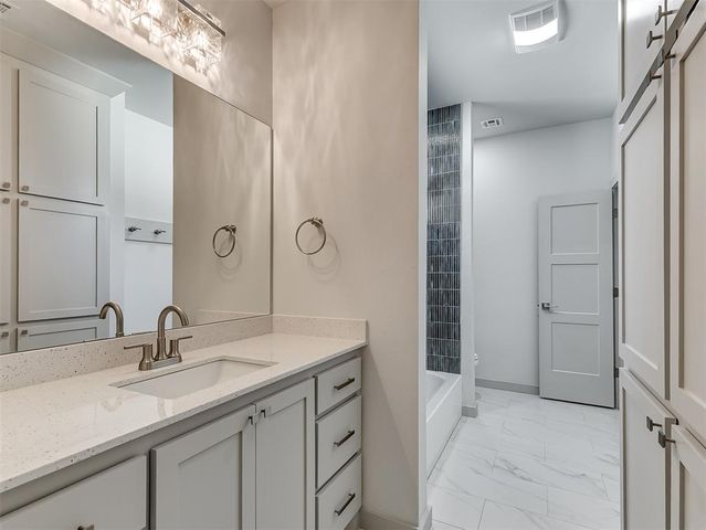 3727 Timberbrook Drive, Norman, OK 73069