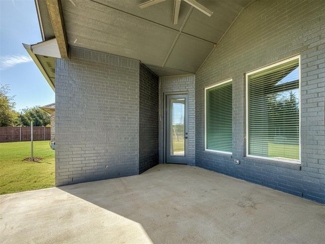 3727 Timberbrook Drive, Norman, OK 73069