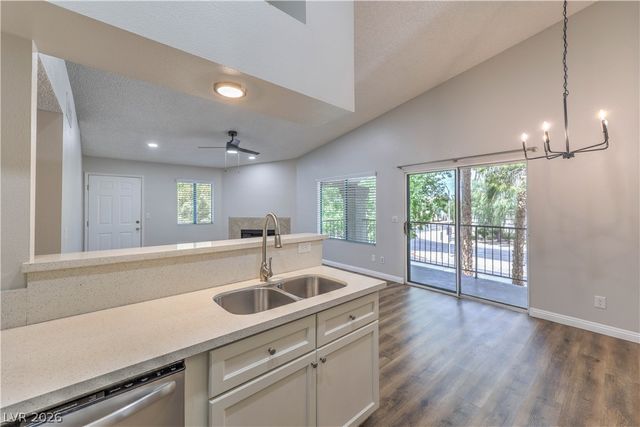 1575 West Warm Springs Road 322, Henderson, NV 89014