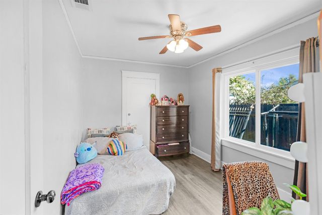 747 B St, Yuba City, CA 95991