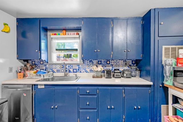 747 B St, Yuba City, CA 95991