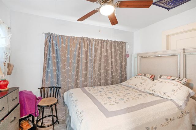 747 B St, Yuba City, CA 95991