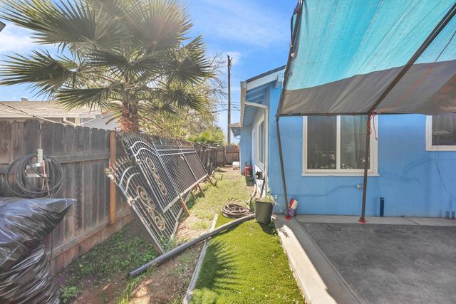 747 B St, Yuba City, CA 95991