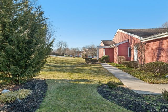 908 Drew Lane, Saint James, NY 11780