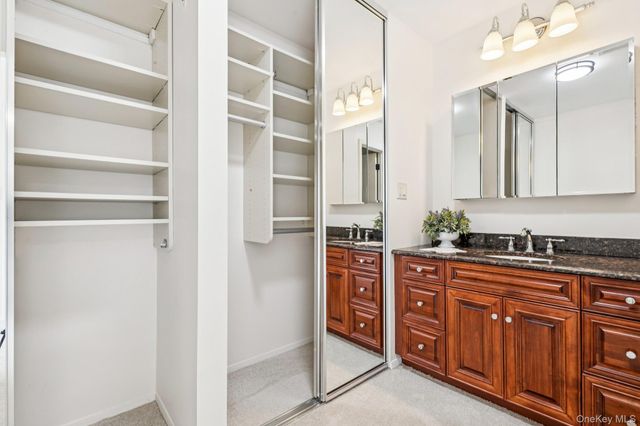 908 Drew Lane, Saint James, NY 11780