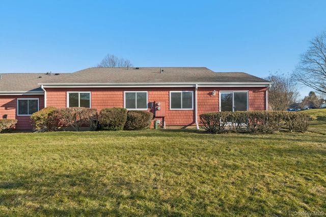 908 Drew Lane, Saint James, NY 11780