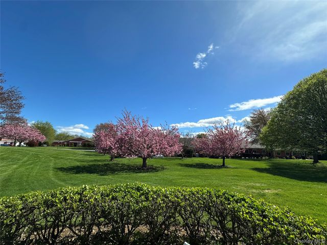 908 Drew Lane, Saint James, NY 11780