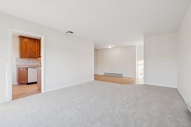 908 Drew Lane, Saint James, NY 11780