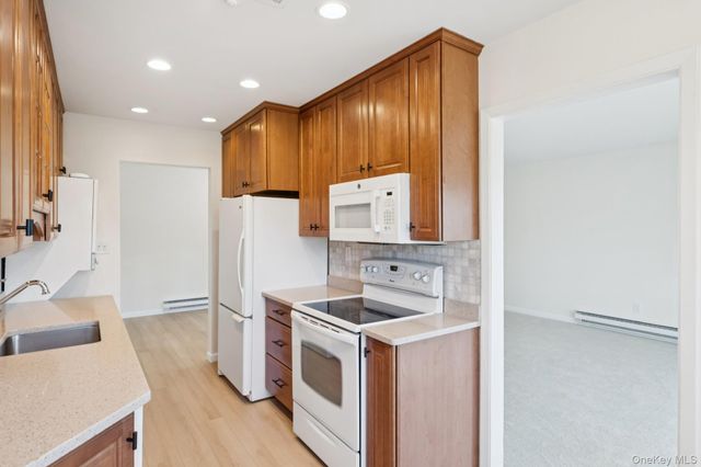 908 Drew Lane, Saint James, NY 11780