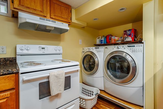 372 Franklin Rd, Fitchburg, MA 01420