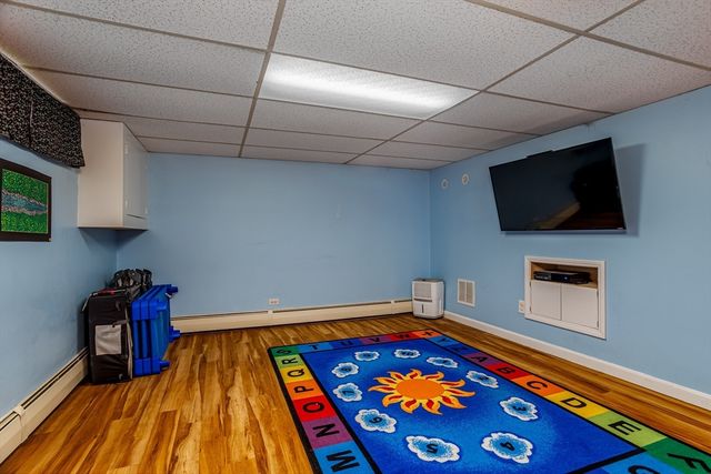 372 Franklin Rd, Fitchburg, MA 01420