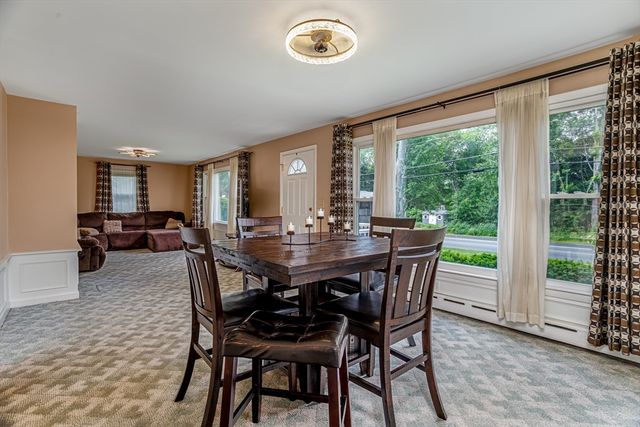 372 Franklin Rd, Fitchburg, MA 01420