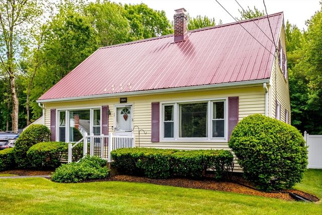 372 Franklin Rd, Fitchburg, MA 01420