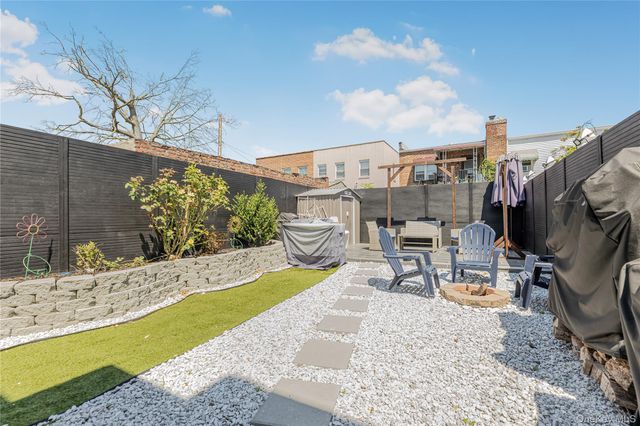 426 Calhoun Avenue, Bronx, NY 10465