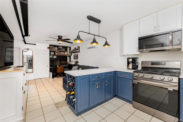 426 Calhoun Avenue, Bronx, NY 10465