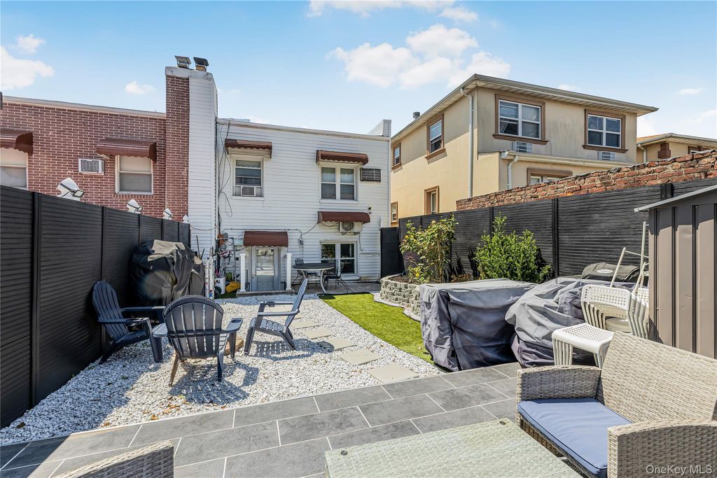 426 Calhoun Avenue, Bronx, NY 10465 — photo 5