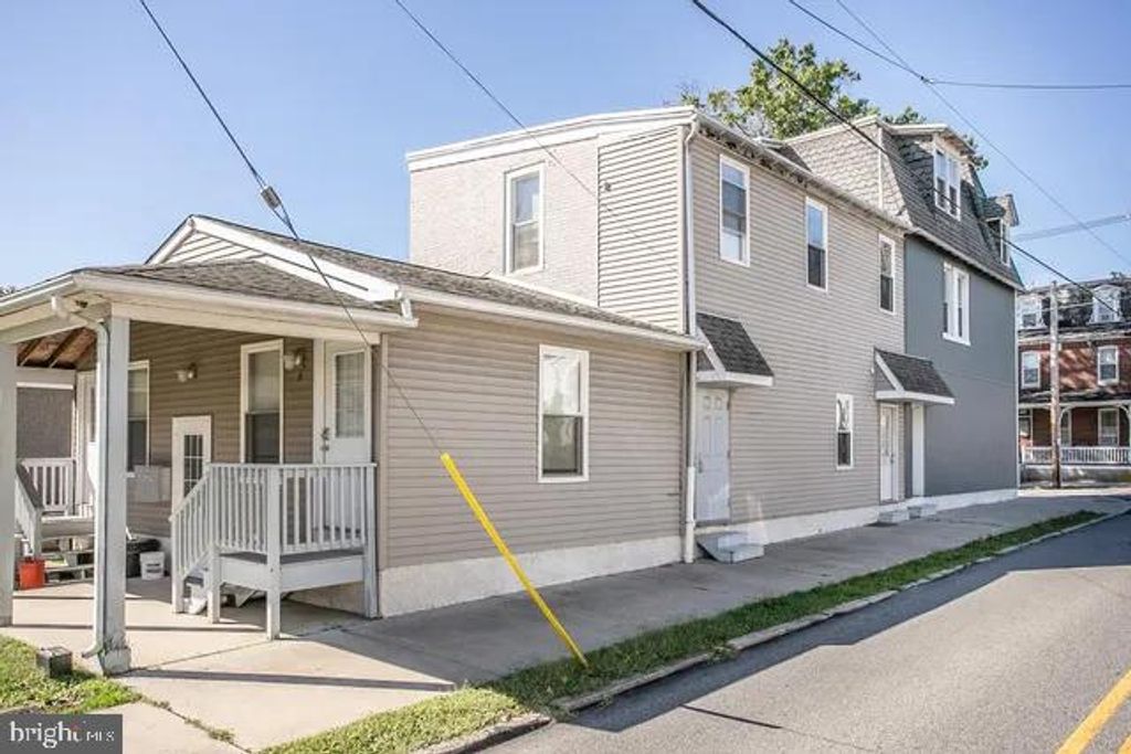237 FRANKLIN, Phoenixville, PA 19460