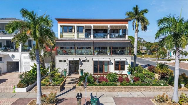5659 SHORE BOULEVARD S, Gulfport, FL 33707