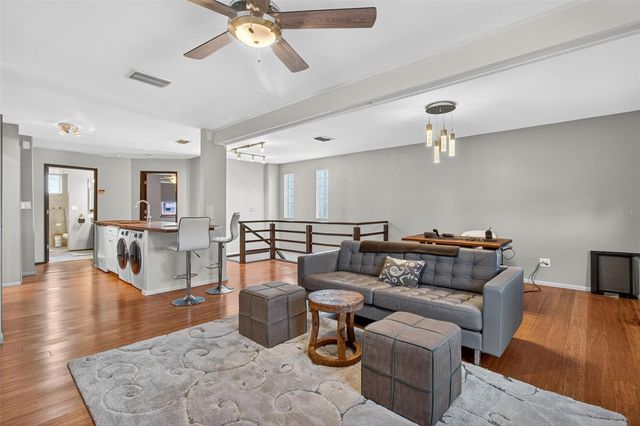 5659 SHORE BOULEVARD S, Gulfport, FL 33707