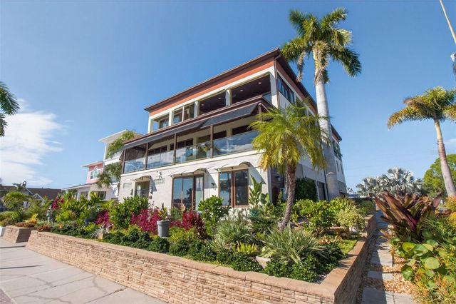 5659 SHORE BOULEVARD S, Gulfport, FL 33707