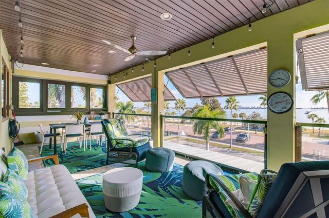 5659 SHORE BOULEVARD S, Gulfport, FL 33707