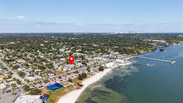 5659 SHORE BOULEVARD S, Gulfport, FL 33707