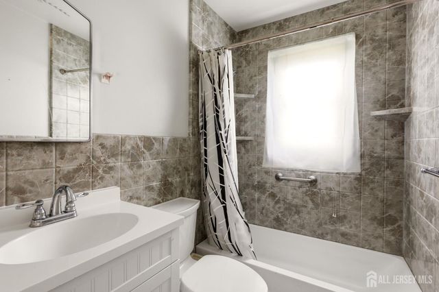 301 Central Avenue, Metuchen, NJ 08840