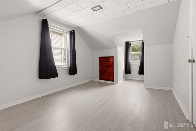 301 Central Avenue, Metuchen, NJ 08840