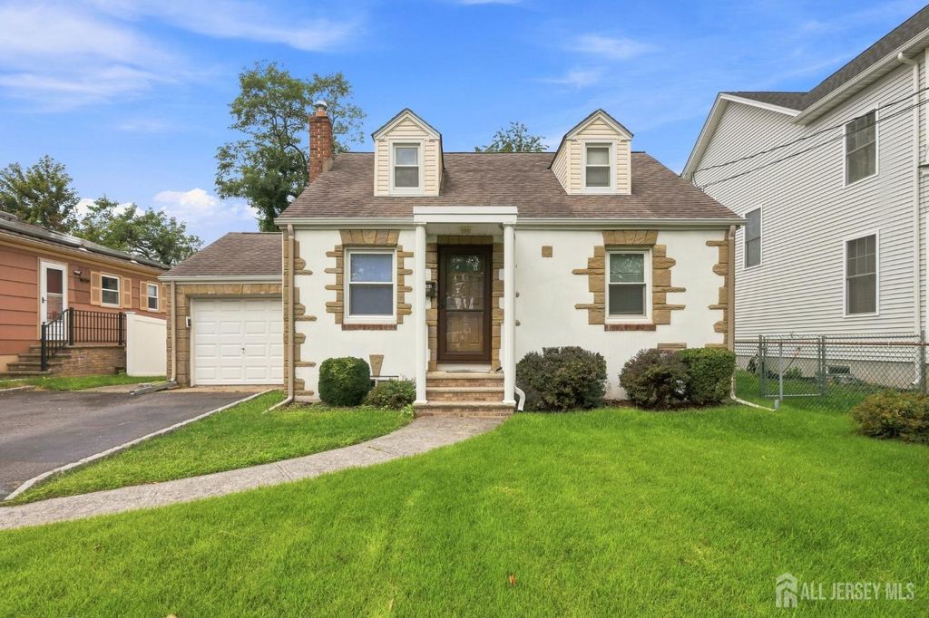 301 Central Avenue, Metuchen, NJ 08840