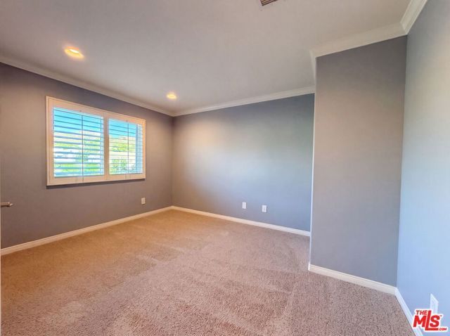 25701 Chestnut Way, Stevenson Ranch, CA 91381