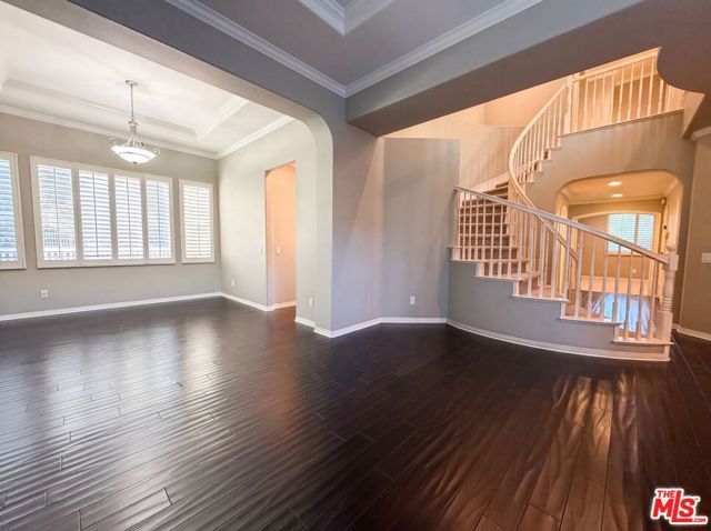 25701 Chestnut Way, Stevenson Ranch, CA 91381