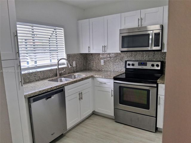 1205 Congressional Way 1205, Deerfield Beach, FL 33442