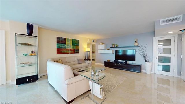 1912 S Ocean DR # 12C, Hallandale Beach, FL 33009