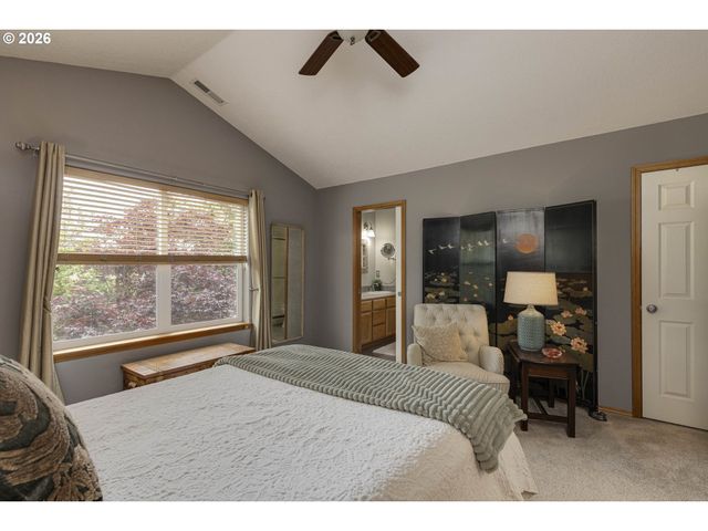 1450 Ne KERRY Ct, Mc Minnville, OR 97128