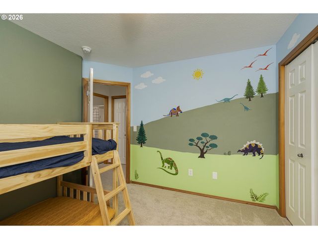 1450 Ne KERRY Ct, Mc Minnville, OR 97128