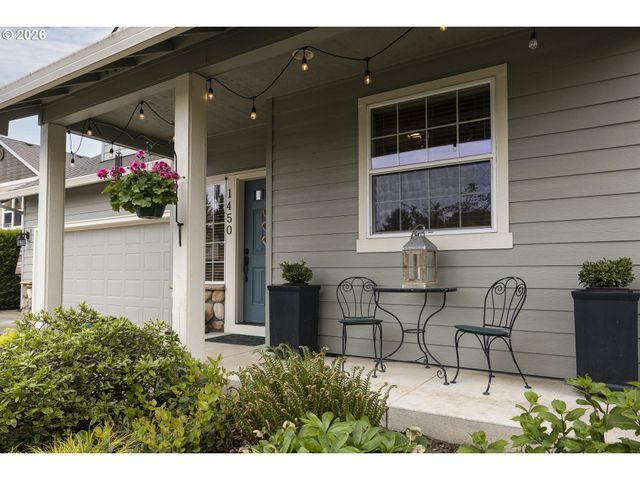 1450 Ne KERRY Ct, Mc Minnville, OR 97128