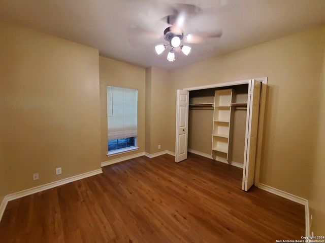 926 MISTY ACRES DR, New Braunfels, TX 78130