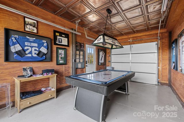 138 Silver Tree Lane, Lake Lure, NC 28746