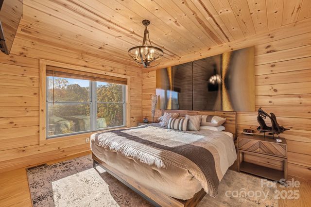 138 Silver Tree Lane, Lake Lure, NC 28746