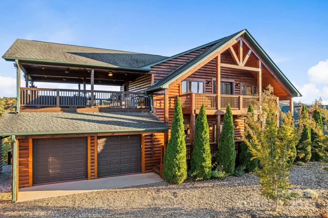 138 Silver Tree Lane, Lake Lure, NC 28746