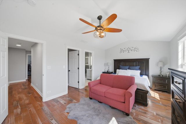 2448 Emily Lane, Elgin, IL 60124