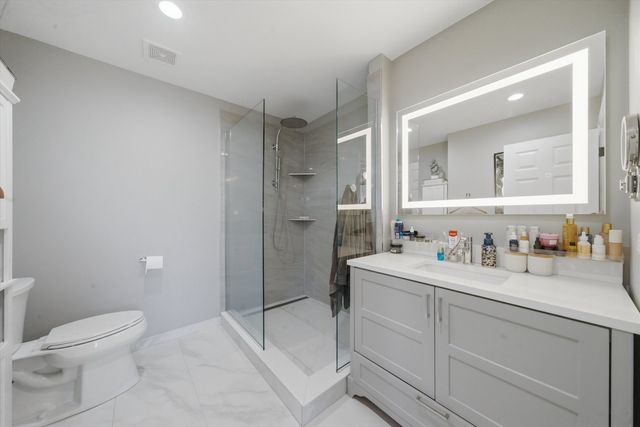 2448 Emily Lane, Elgin, IL 60124