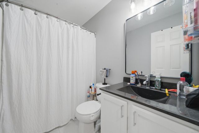 2448 Emily Lane, Elgin, IL 60124