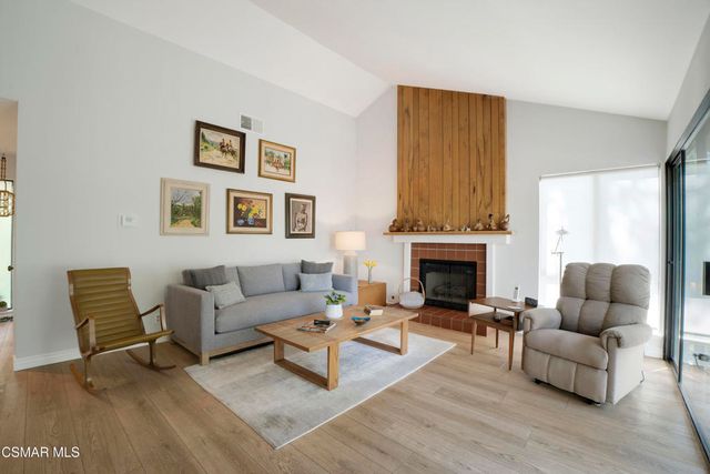 619 Calle Seguro, Oak Park, CA 91377