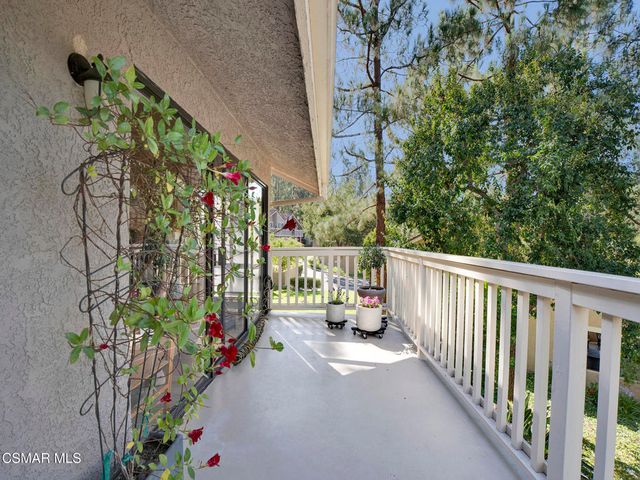 619 Calle Seguro, Oak Park, CA 91377